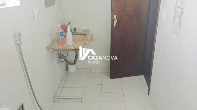 Casa de 02 pavimentos, 04 quartos e 05 vagas no Padre Eustáquio