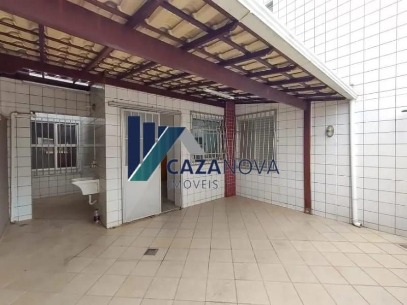 Apartamento três quartos/suíte com área privativa