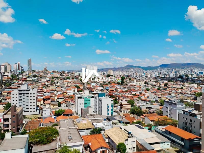 Cobertura de 04 quartos e 03 vagas no Caiçara