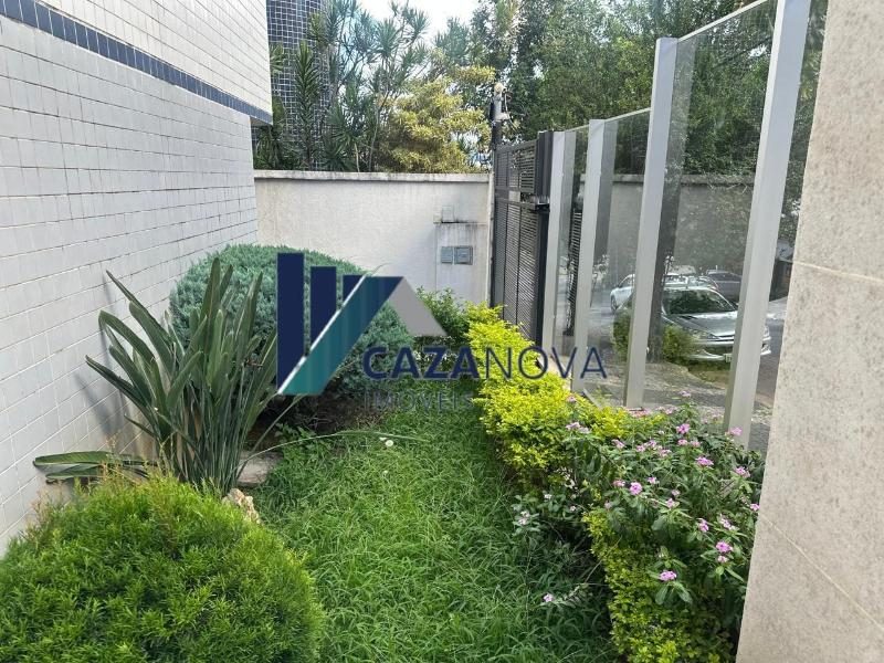Apartamento Quatro quartos Caiçara