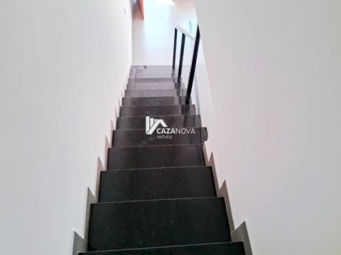 Casas geminadas de 2 quartos com uma suíte e 2 vagas no Caiçara