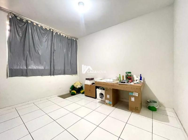 Cazanova vende Casa de 03 quartos com suíte no Bairro Liberdade