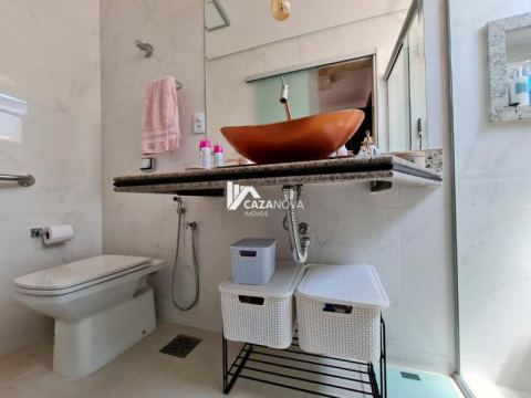 Cazanova Imóveis vende: Lindíssima cobertura de 03 quartos no Caiçara